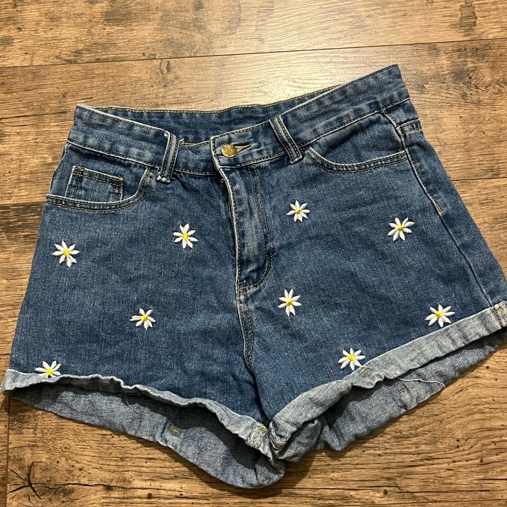 SHEIN Blue Denim Shorts with Daisy Embroidery